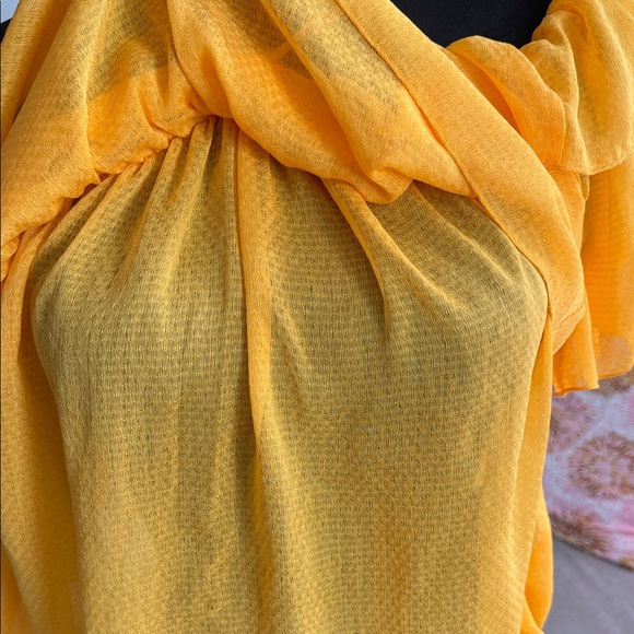 H&M Yellow Ruffled Off-Shoulder Blouse - Picture 4 of 7